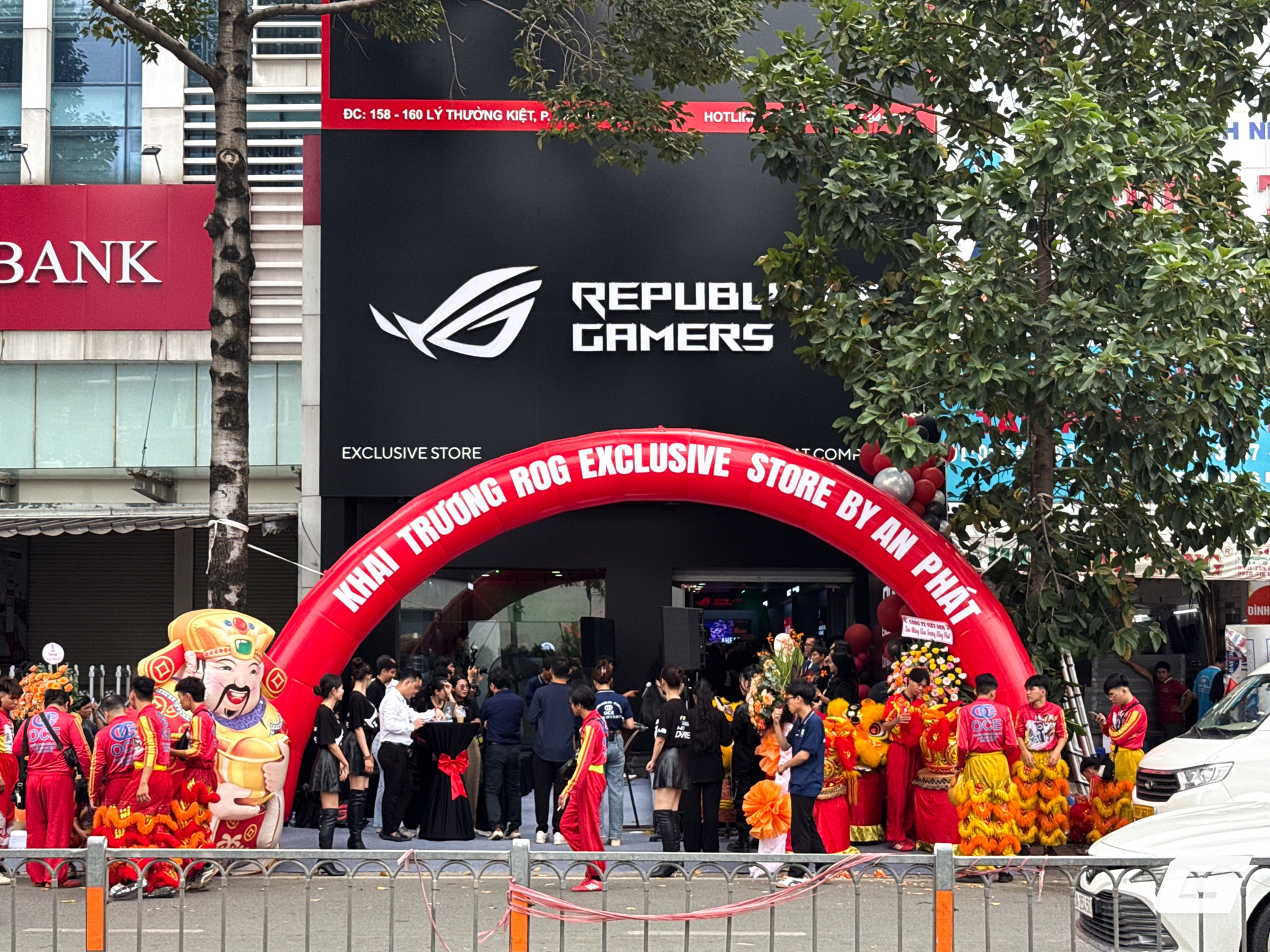 Cận cảnh ROG Store đầu tiên tại Việt Nam: Không gian cho game thủ và tham vọng của ASUS- Ảnh 11.