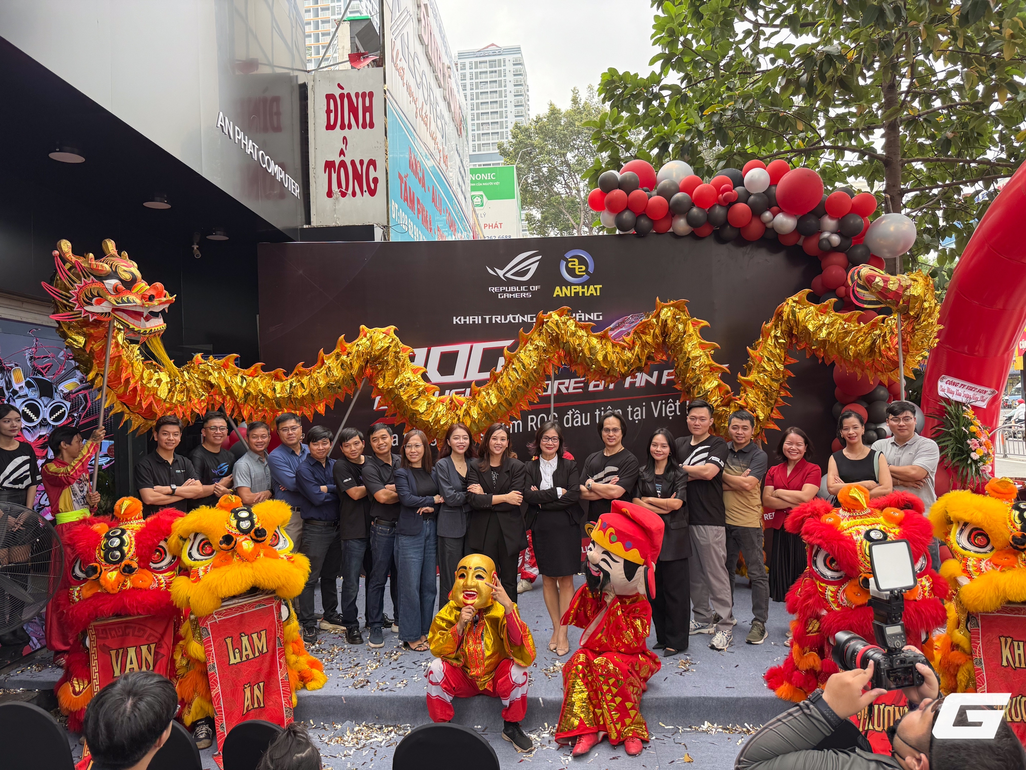 Cận cảnh ROG Store đầu tiên tại Việt Nam: Không gian cho game thủ và tham vọng của ASUS- Ảnh 12.