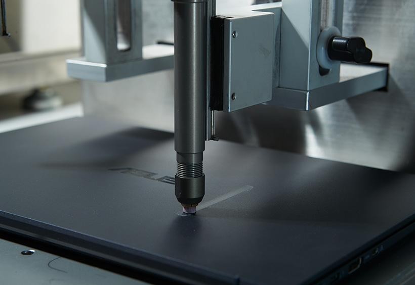 ASUS ExpertBook có bền không: Gập mở 11 năm không hỏng, nước đổ vào không “xi nhê”- Ảnh 8.