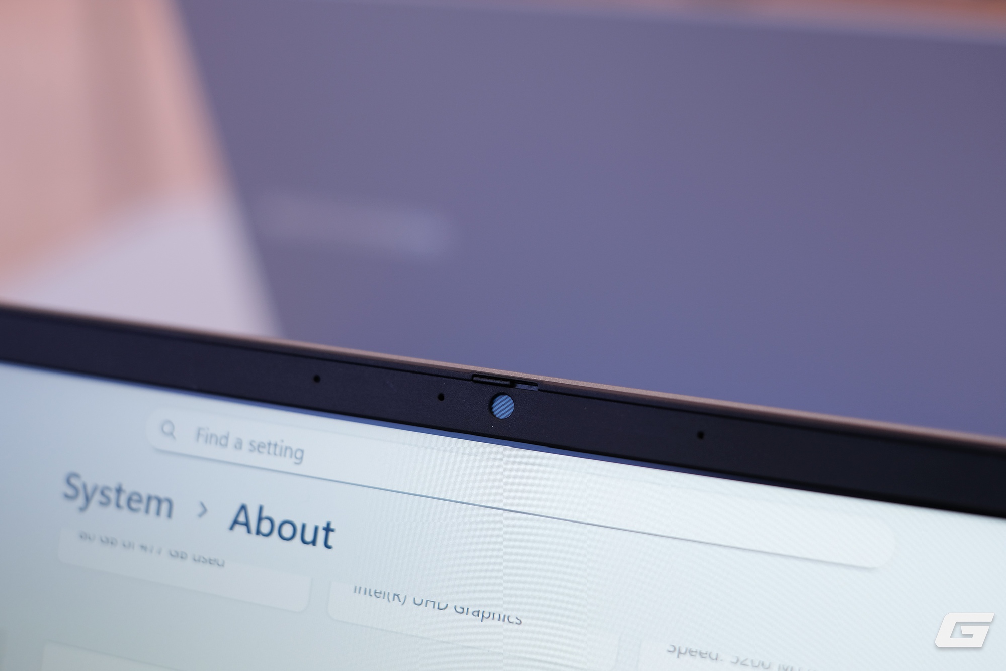 Đây là mẫu laptop doanh nghiệp “quốc dân” của ASUS: Giá mềm nhưng vẫn hỗ trợ AI, bền tới độ đổ nước, làm rơi hay dẫm lên cũng không hỏng- Ảnh 7.