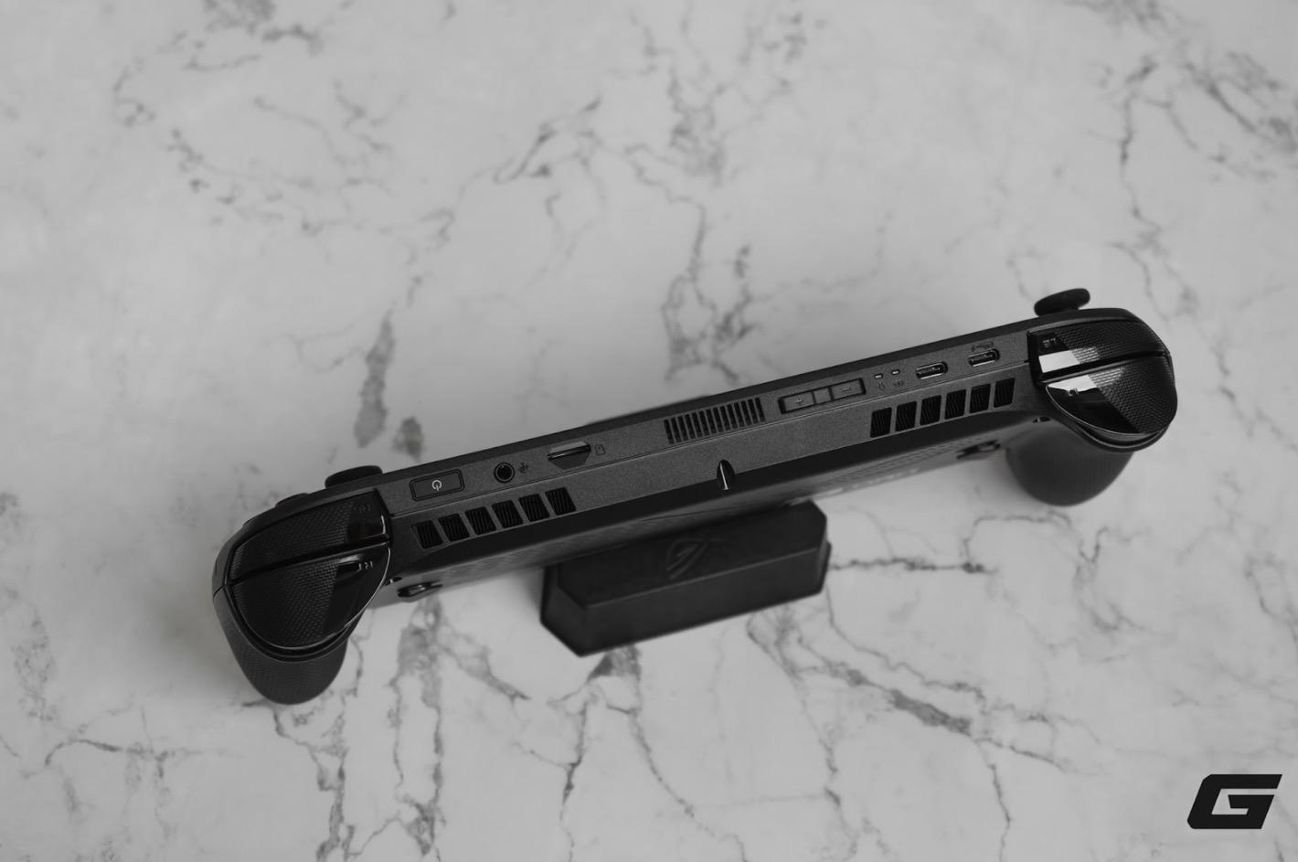 Cận cảnh Asus ROG Xbox Ally X: Sức mạnh Ryzen AI Z2 Extreme, giao diện Xbox UI và trải nghiệm “console di động”- Ảnh 13.