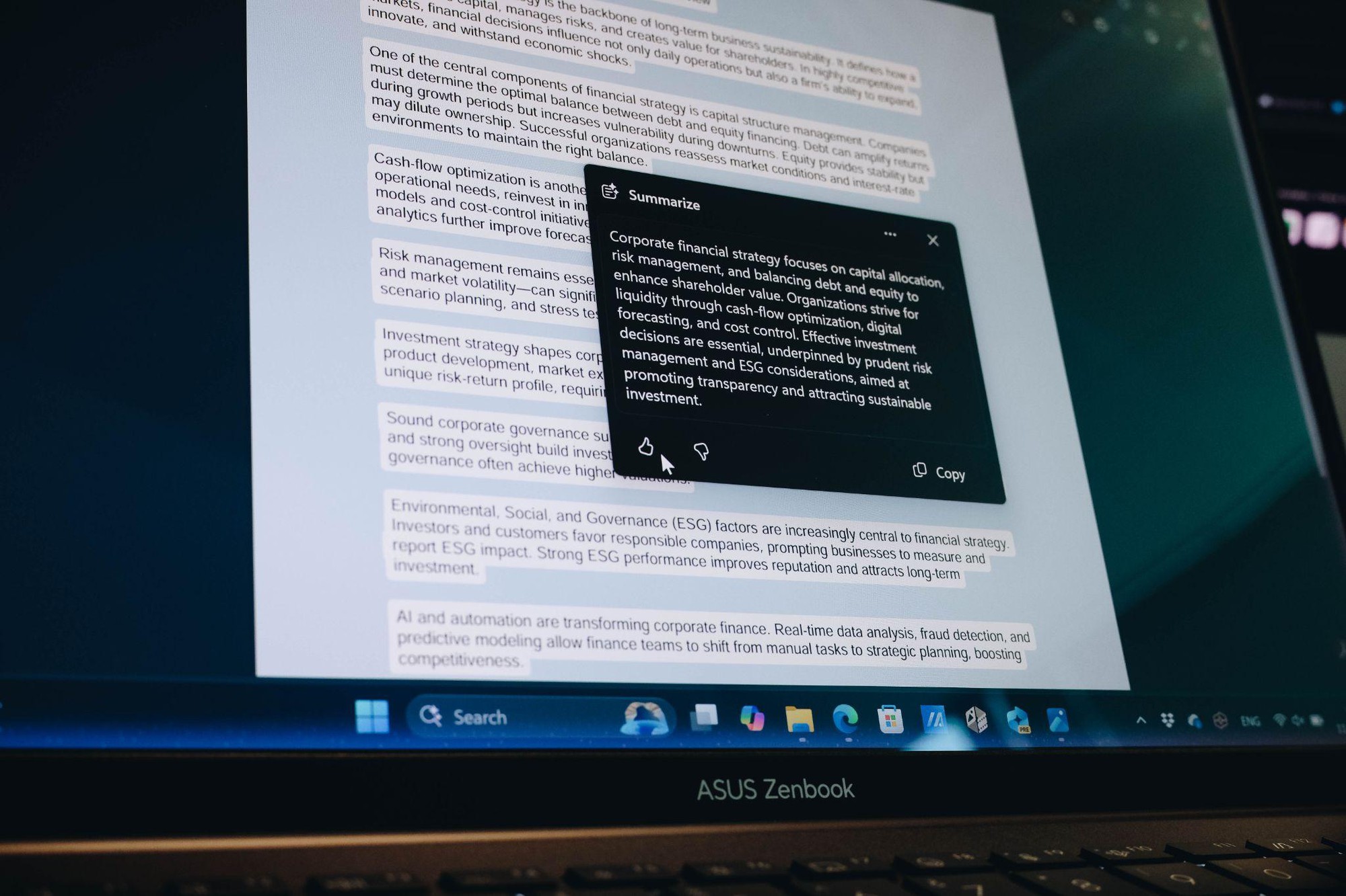 “Có ChatGPT, Gemini thì laptop AI để làm gì?”: Lãnh đạo ASUS giải đáp câu hỏi khó về xu hướng laptop AI tại Việt Nam- Ảnh 4.