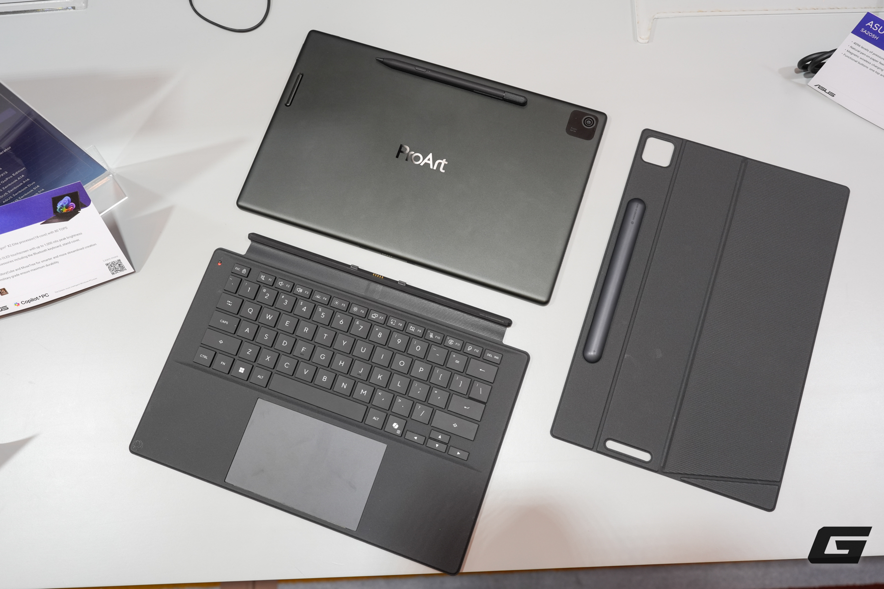 ASUS ra mắt loạt ProArt mới tại CES 2026: Tablet PZ14 chạy Snapdragon X2 Elite và ProArt GoPro Edition dùng AMD Strix Halo- Ảnh 6.