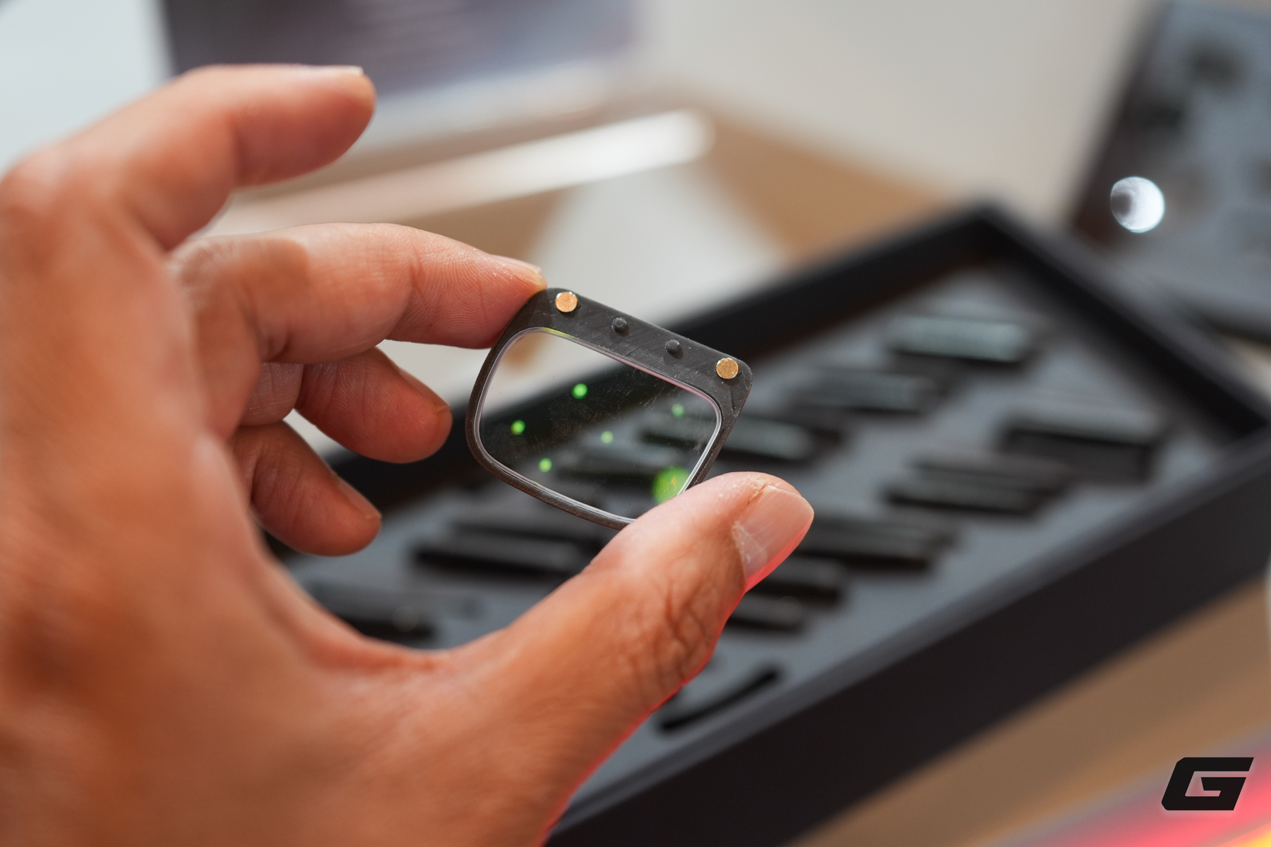 Đây rồi, ASUS đã có kính thực tế tăng cường dành cho ... những người đang phải đeo kính- Ảnh 5.