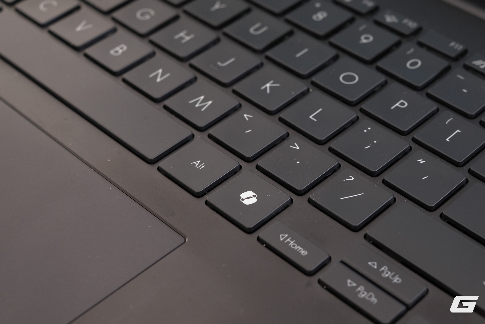 Trên tay ASUS Zenbook 14 (UM3406GA): Laptop Ryzen AI 400 series đầu tiên tại Việt Nam với thế mạnh về thời lượng pin- Ảnh 13.